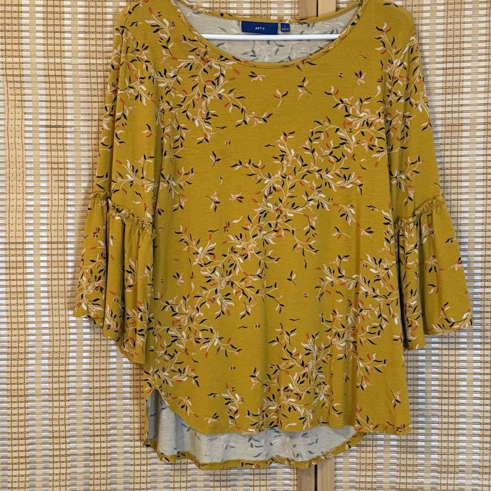 APT. 9 Womens‎ L Top Mustard Floral 3/4 Bell Sleeves Boho Fairycore Whimsical